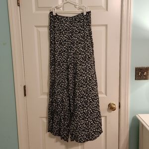 Urban Outfitters Kimchi Blue Wide Leg Flowy Black and White Floral Pants